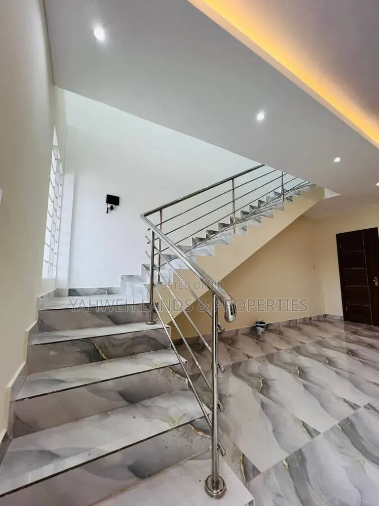 2bdrm House in East Legon, A&C Mall Area for sale