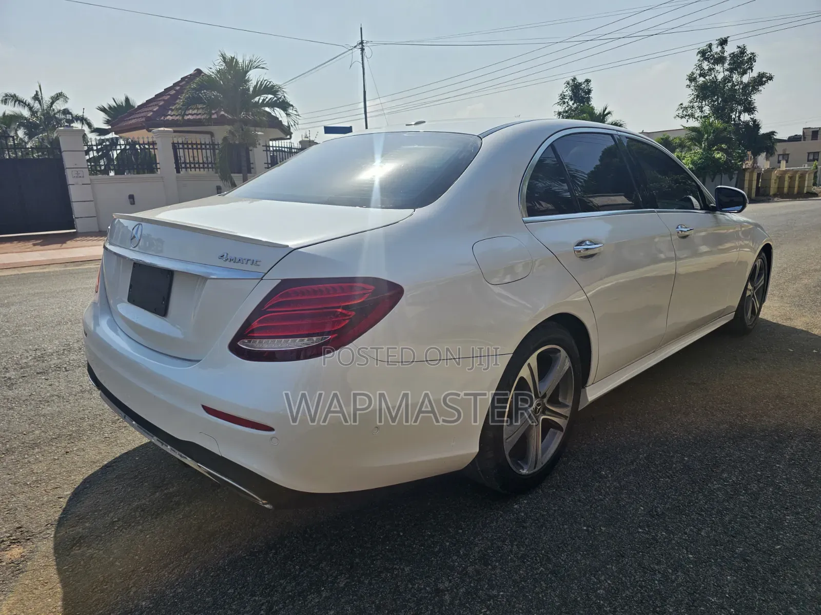 Mercedes-Benz E300 4Matic AWD Sedan (2.0L 4cyl 9A) 2017 White