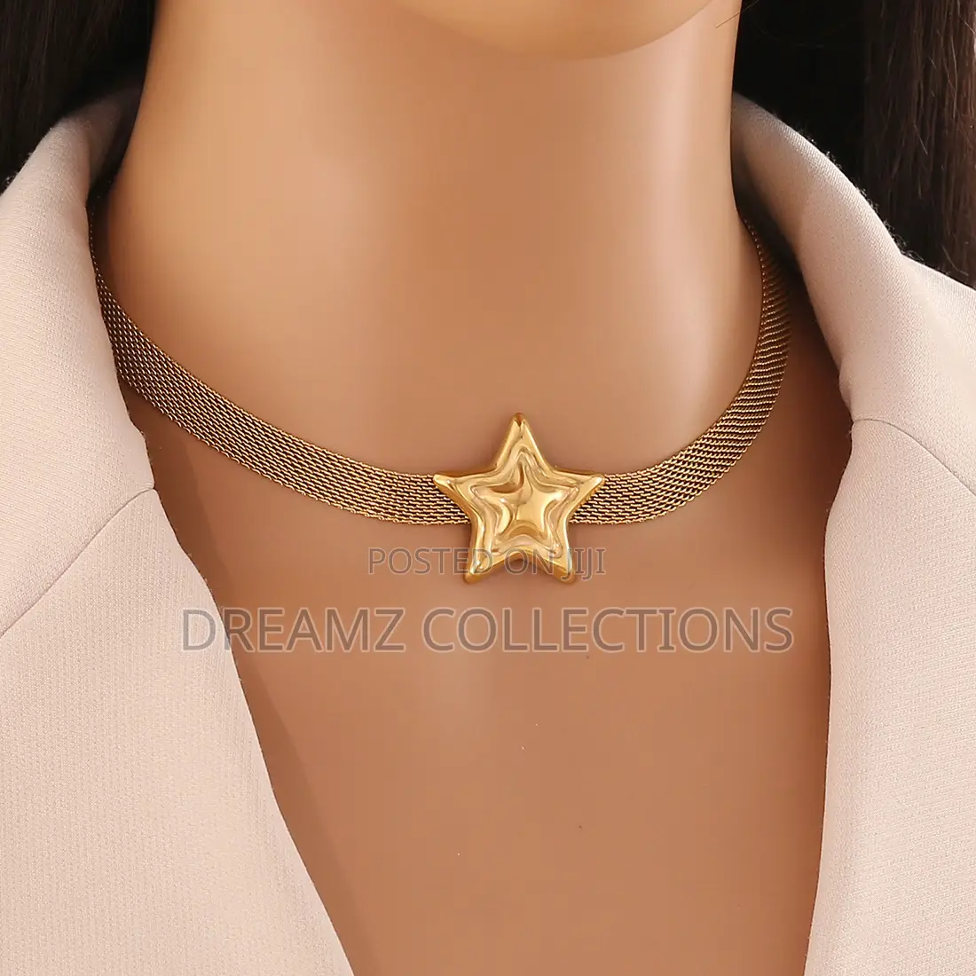 Heart Pendant Mesh Choker