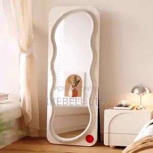 Trendy Mirror