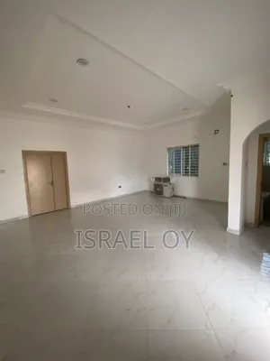 3bdrm House in Caterpillar Junction, Accra Metropolitan for rent