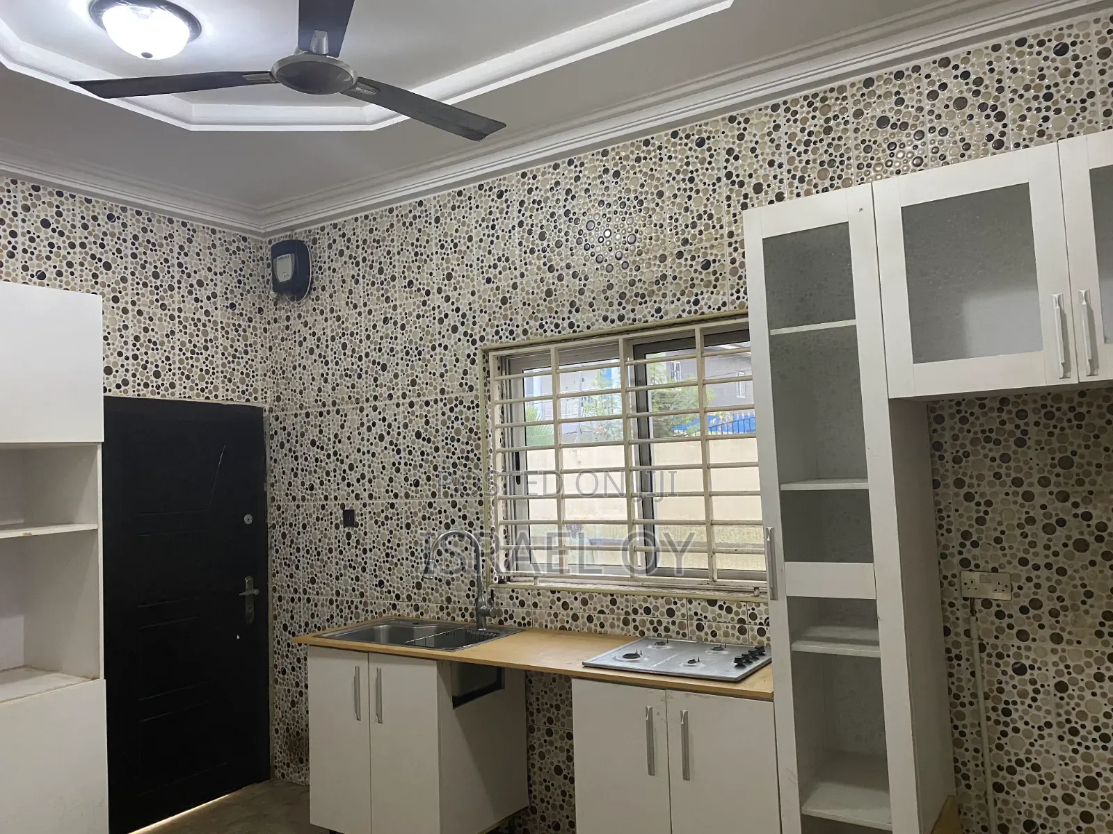 3bdrm House in Caterpillar Junction, Accra Metropolitan for rent