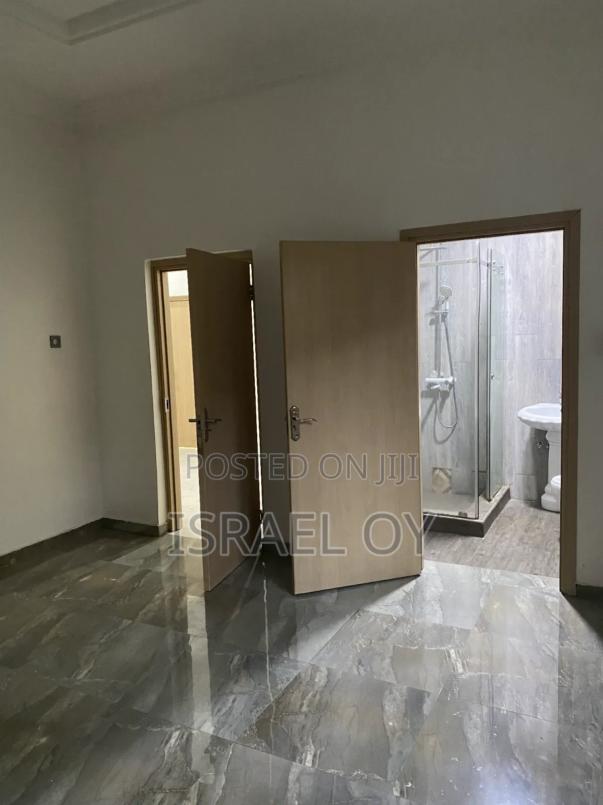 3bdrm House in Caterpillar Junction, Accra Metropolitan for rent