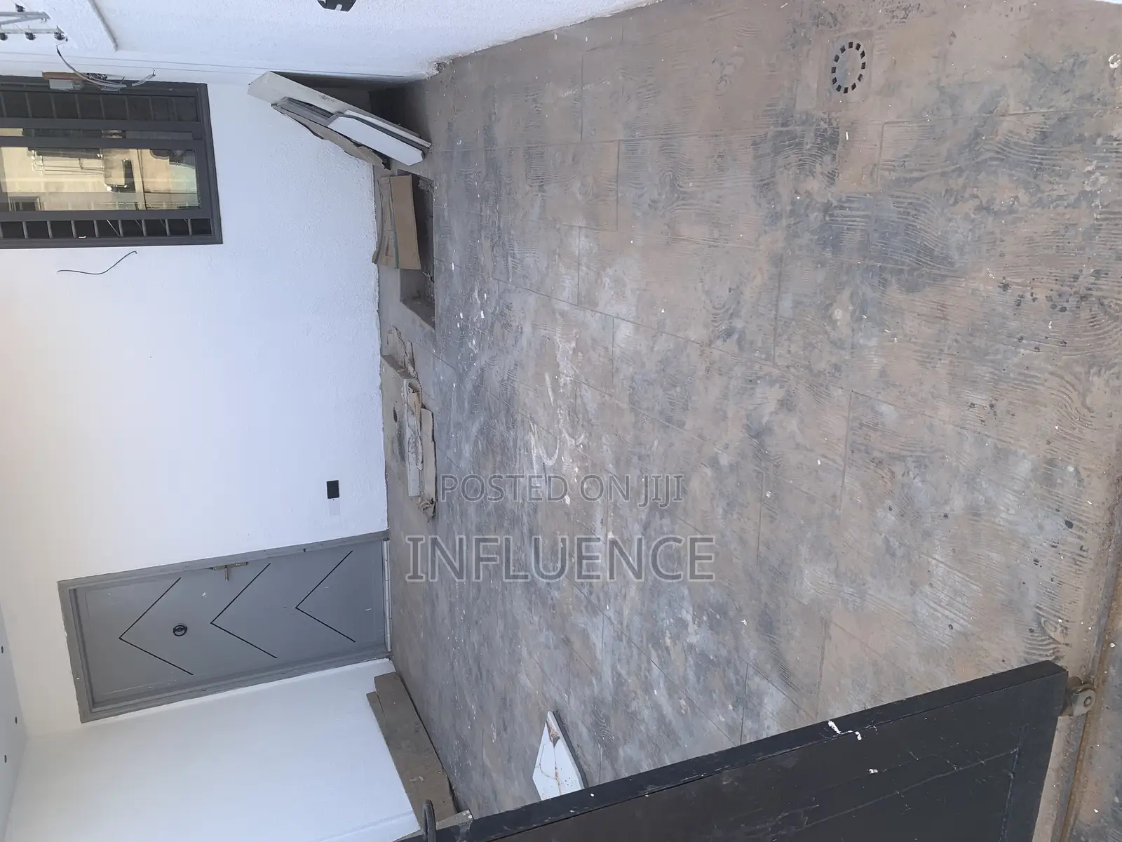 2bdrm House in School Junction Area, East Legon for rent