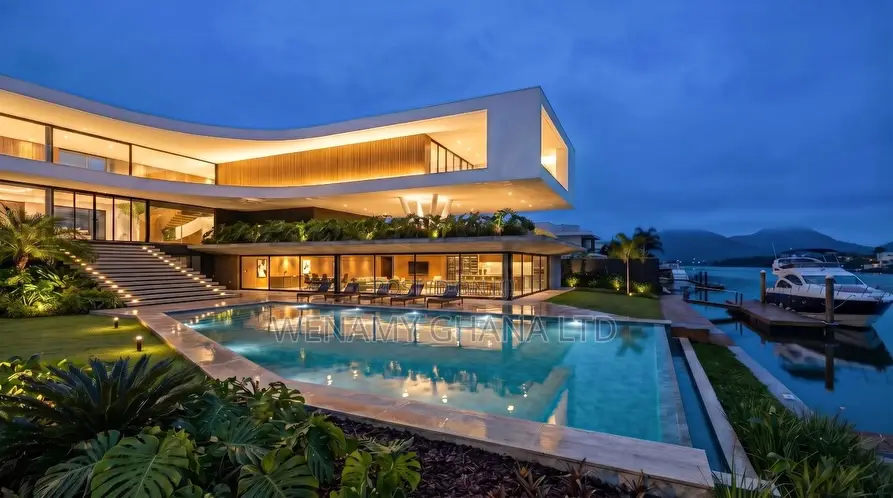 8bdrm Mansion in Accra for sale
