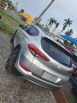 Hyundai Tucson Limited AWD 2017 Silver