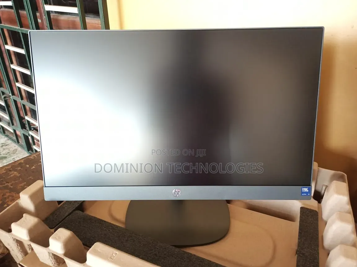 New Desktop Computer HP AiO 24 8GB Intel Core Ultra 5 SSD 512GB