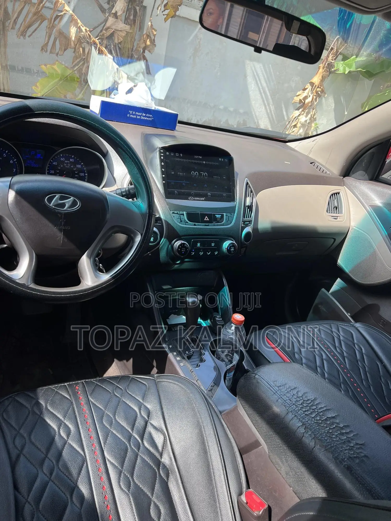Hyundai Tucson 2011 Red