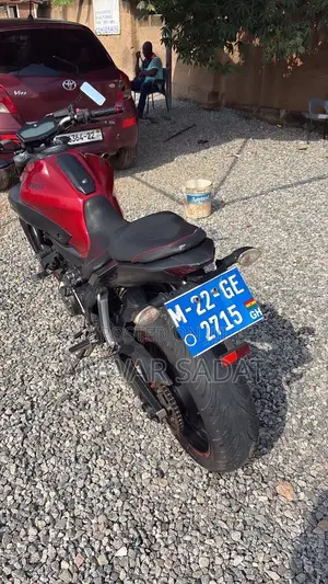 Yamaha 2018 Red