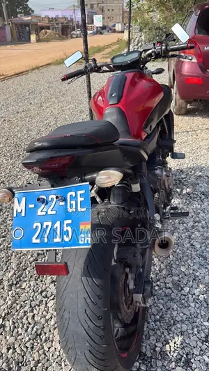 Yamaha 2018 Red