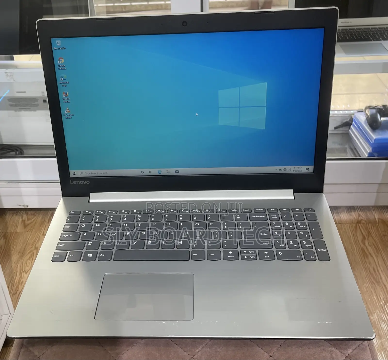 Laptop Lenovo IdeaPad 330 4GB Intel Celeron HDD 500GB