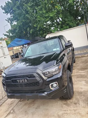 Toyota Tacoma 2020 Black