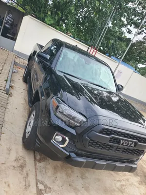 Toyota Tacoma 2020 Black