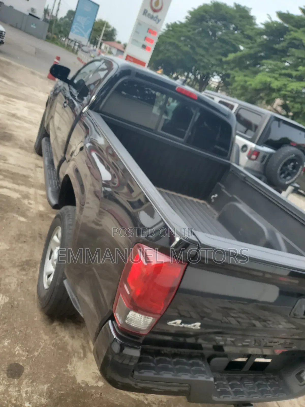 Toyota Tacoma 2020 Black