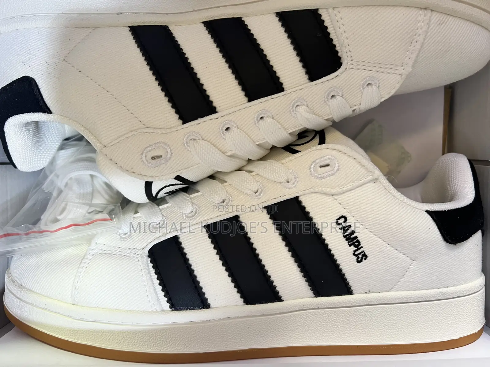 Adidas Low Top Sneakers