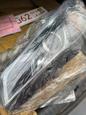 Headlight Hyundai 2015