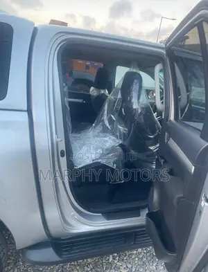 Toyota Hilux 2017 Silver