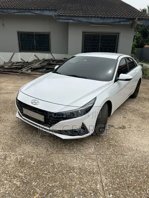 Hyundai Avante 2023 White
