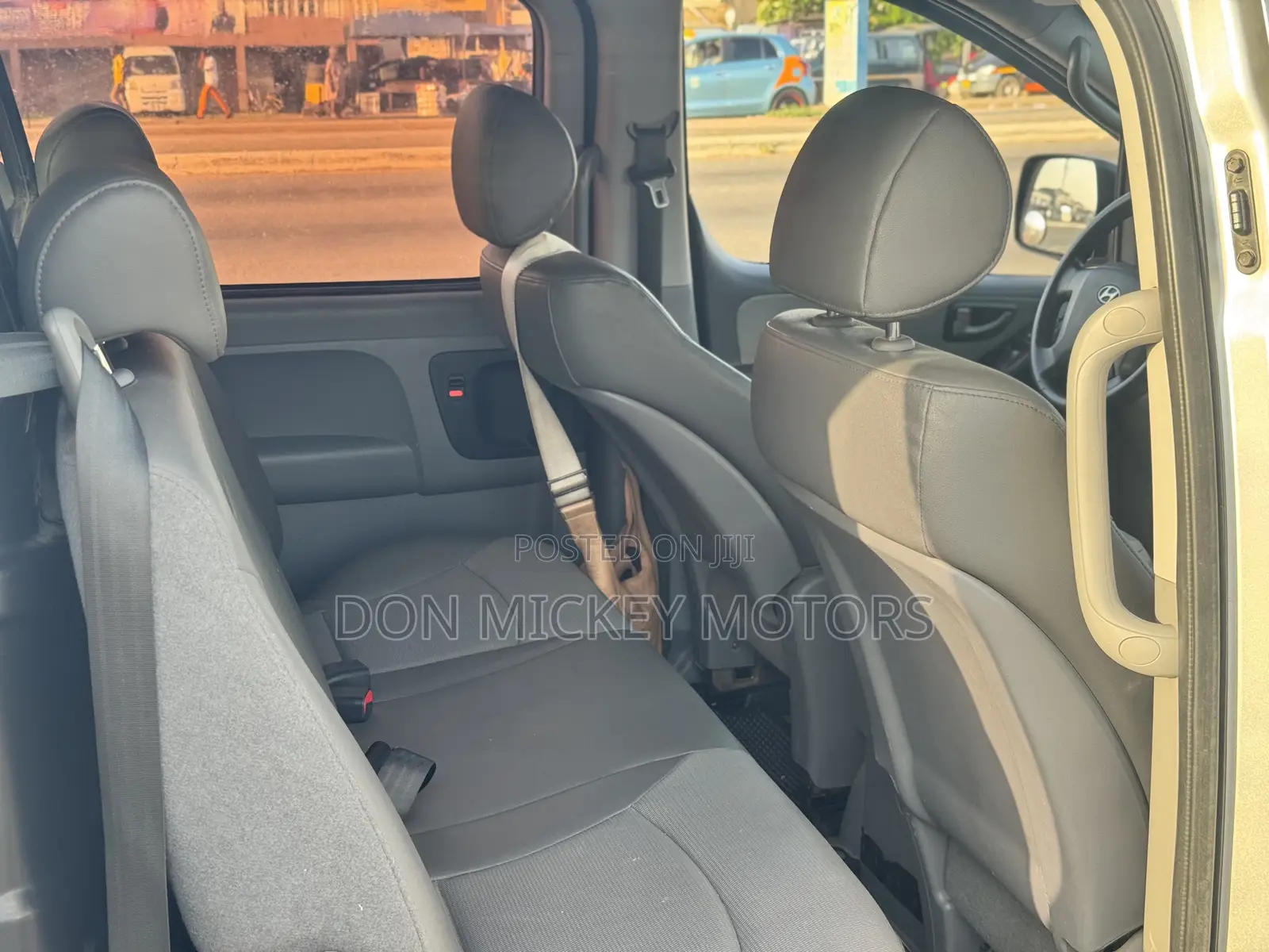 Hyundai Starex 2010 Grey