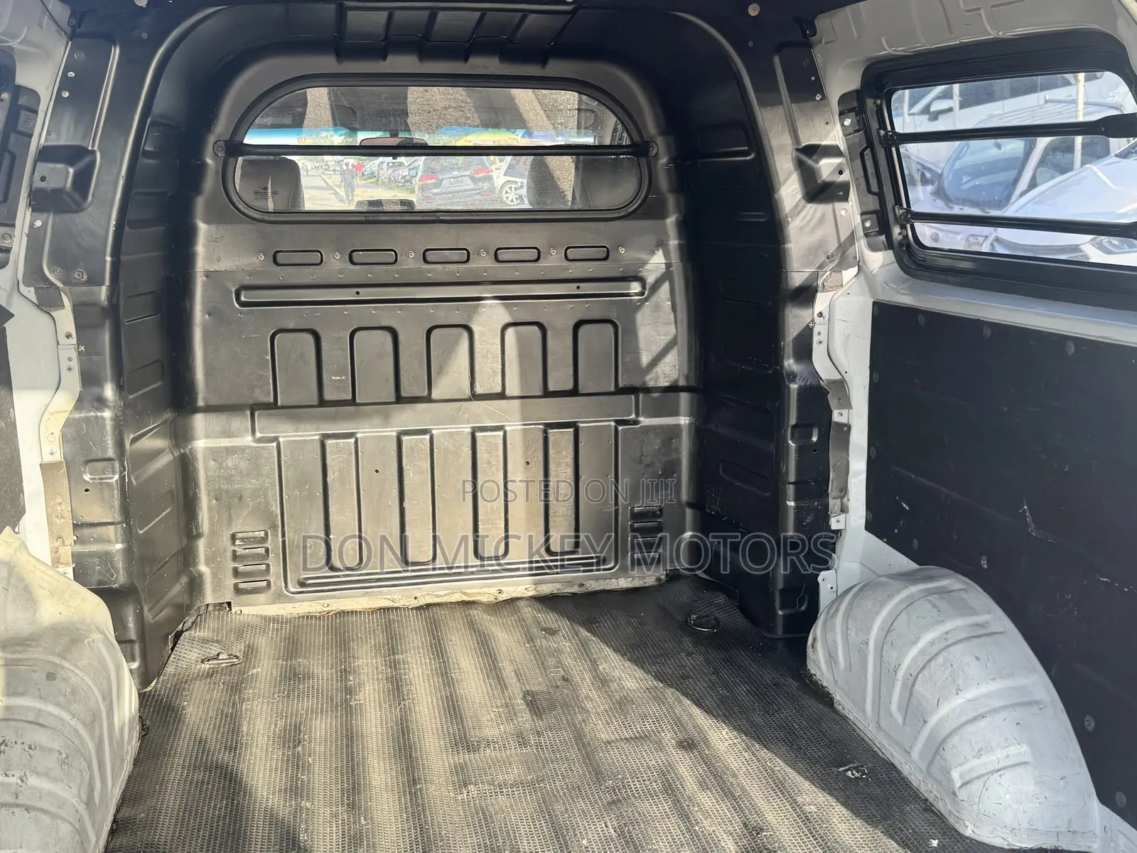 Hyundai Starex 2010 Grey