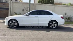 Mercedes-Benz C300 2017 White