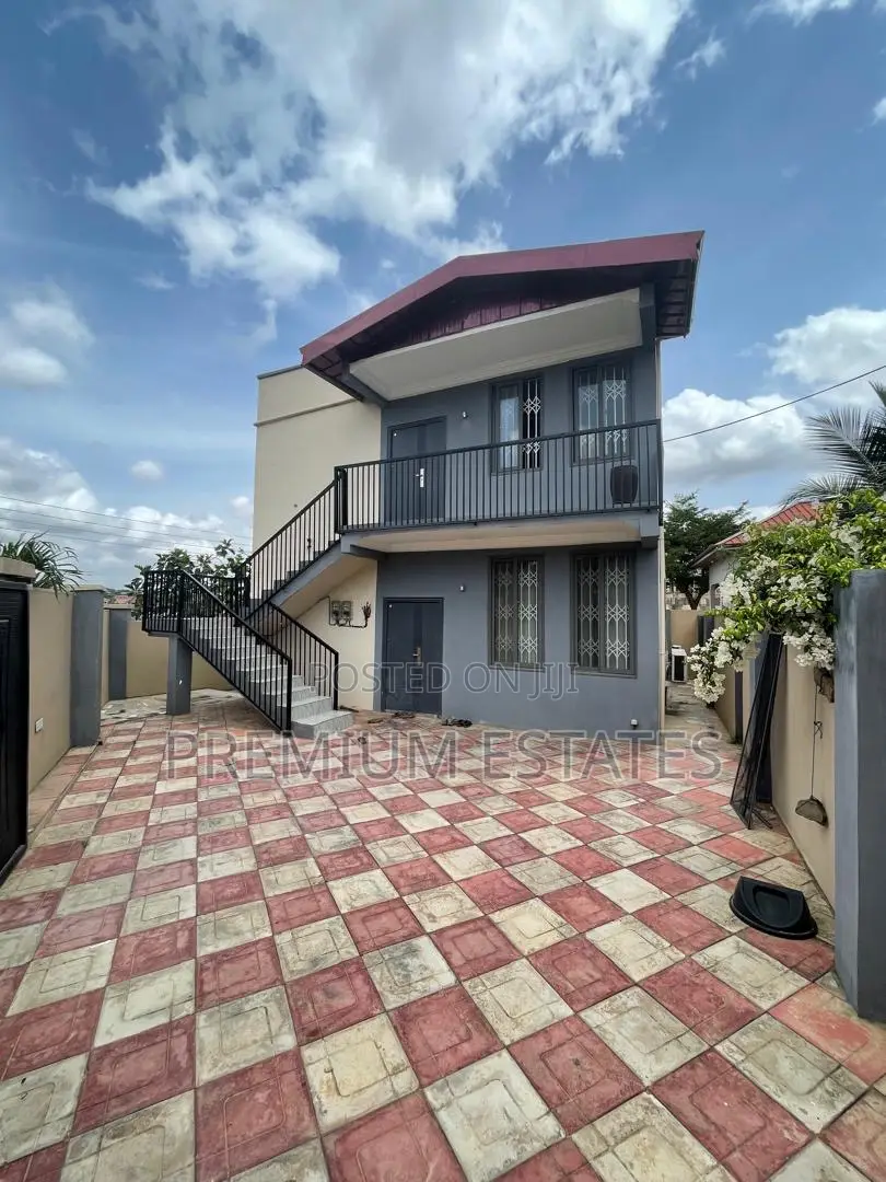 2bdrm Apartment in Kwabenya for rent