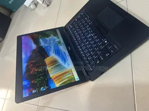 Laptop Dell Latitude 5480 8GB Intel Core i5 HDD+SSD 500GB