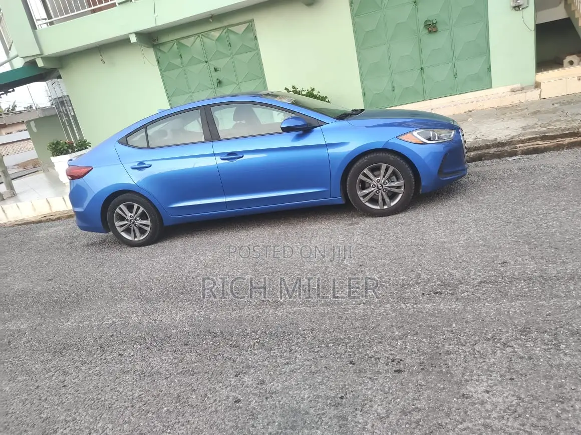Hyundai Elantra 2017 Blue