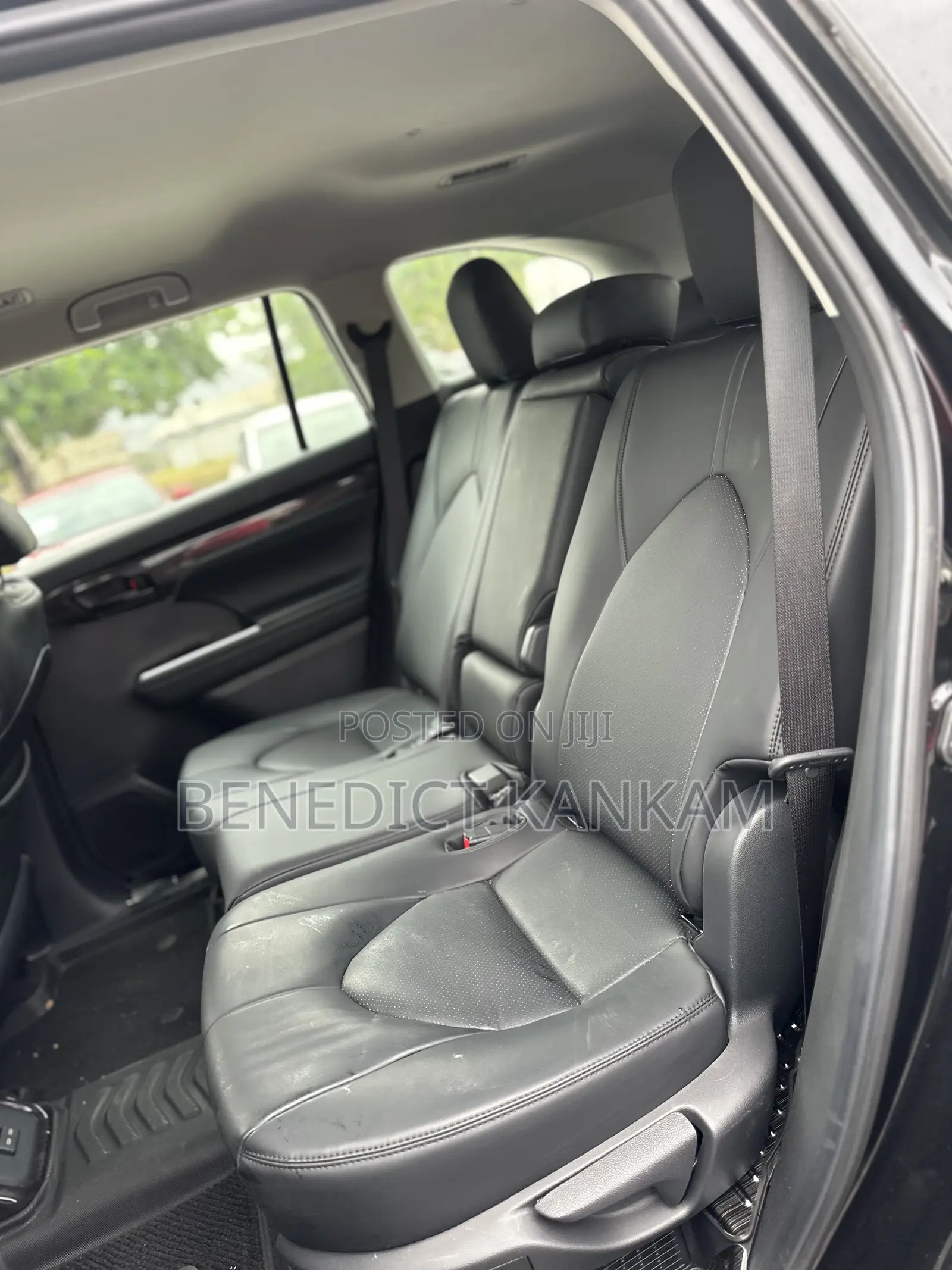 Toyota Highlander 2022 Blue