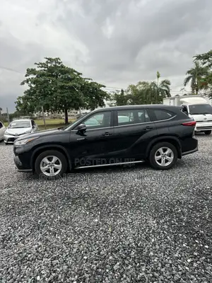 Toyota Highlander 2022 Blue