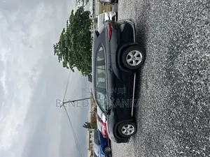 Toyota Highlander 2022 Blue