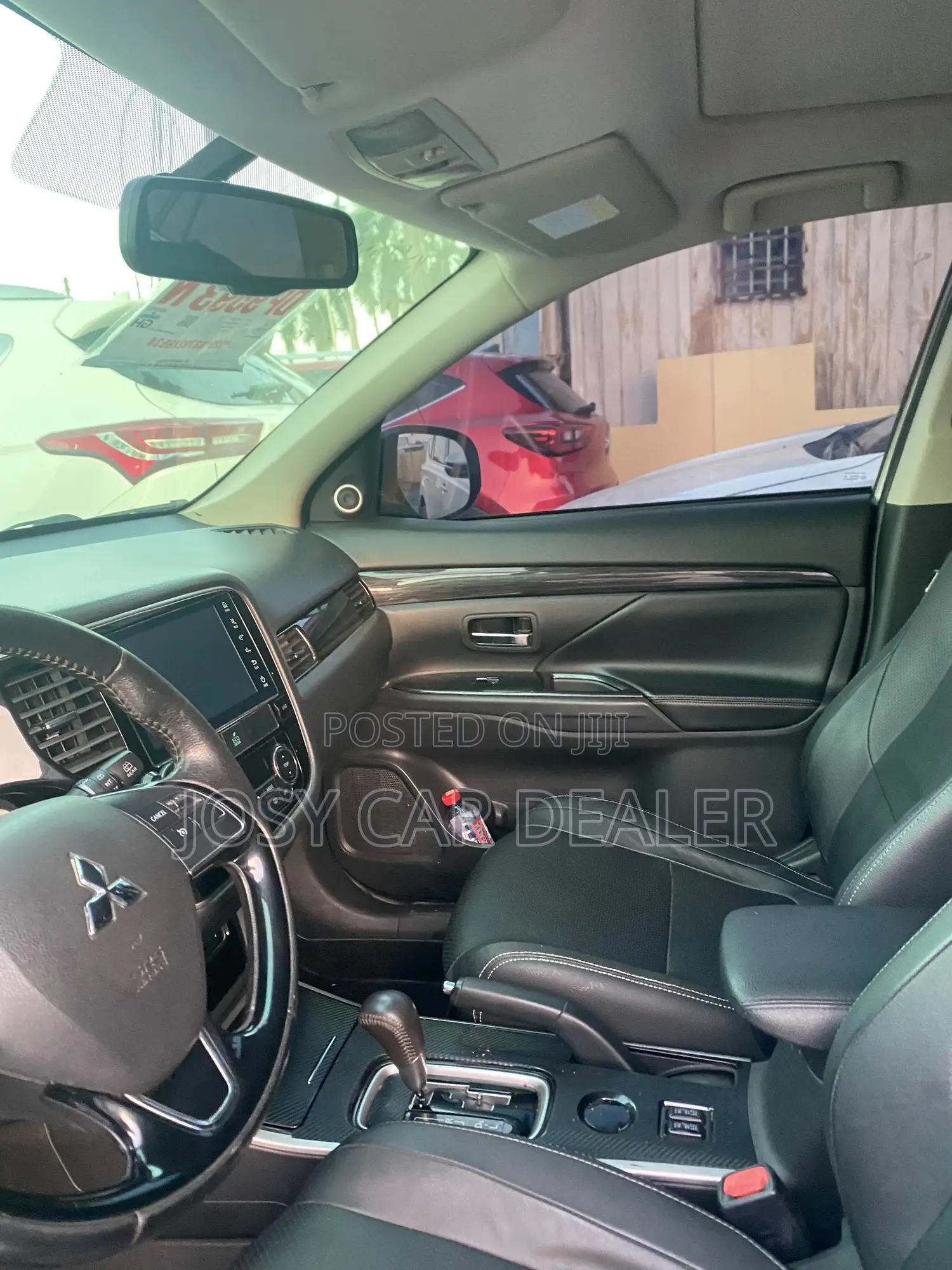 Mitsubishi Outlander 2018 White