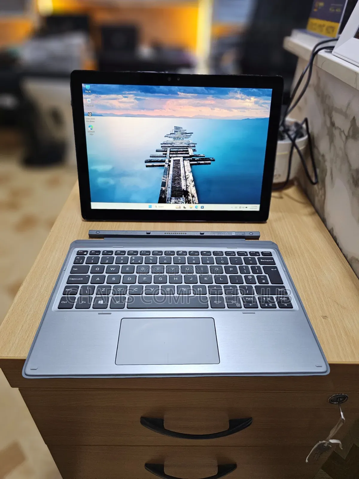 Laptop Dell Latitude 7200 2-in-1 8GB Intel Core i5 SSD 256GB