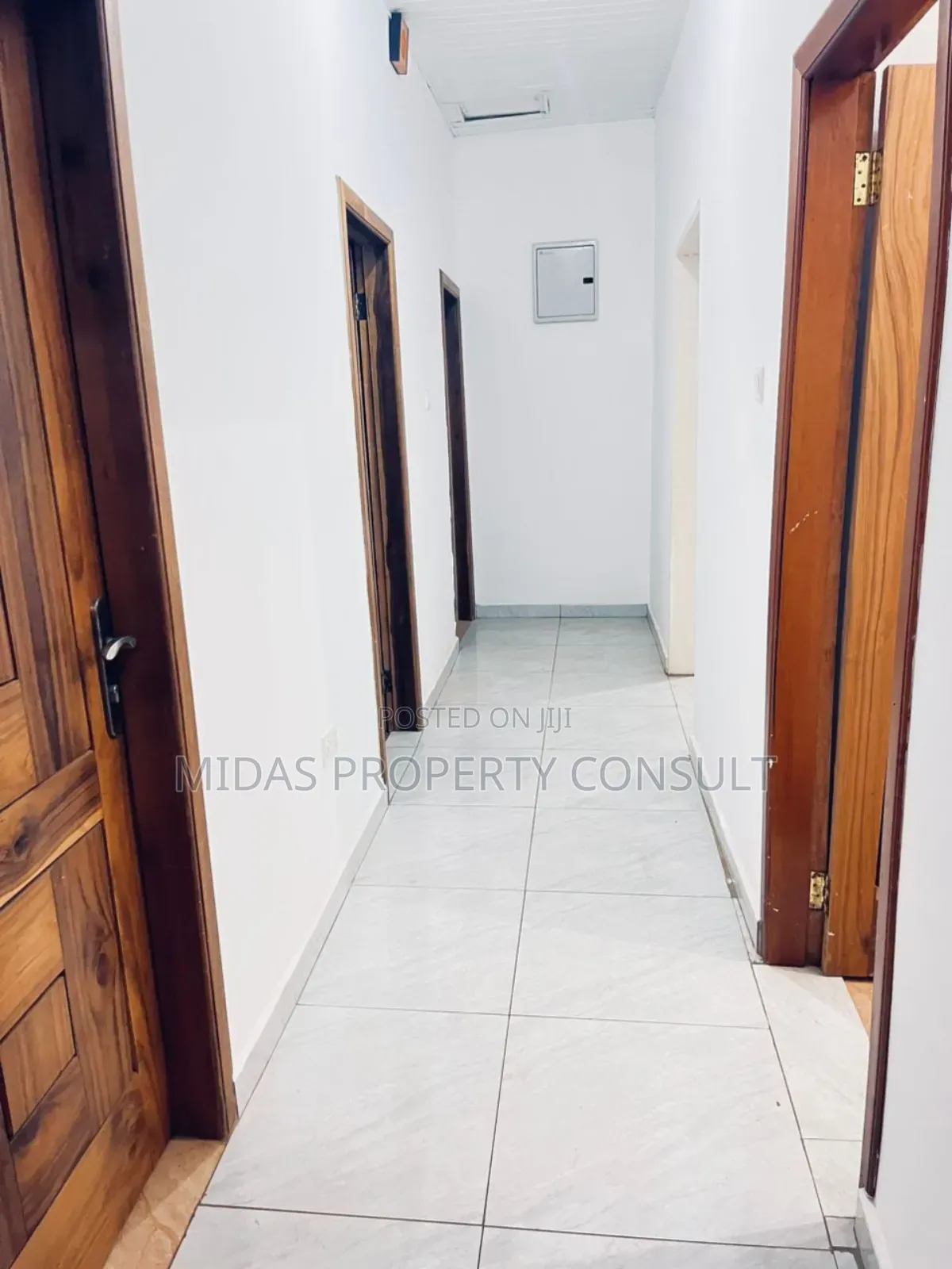 3bdrm Apartment in Madina Estates for rent