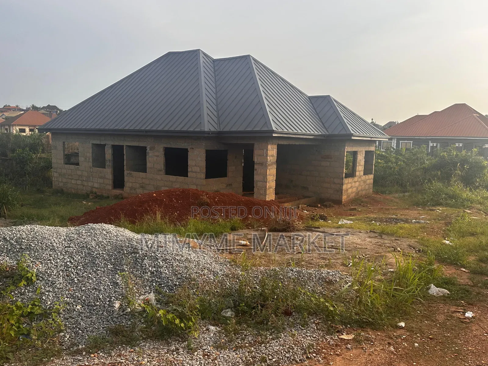 4bdrm Bungalow in Atwima Kwanwoma for sale