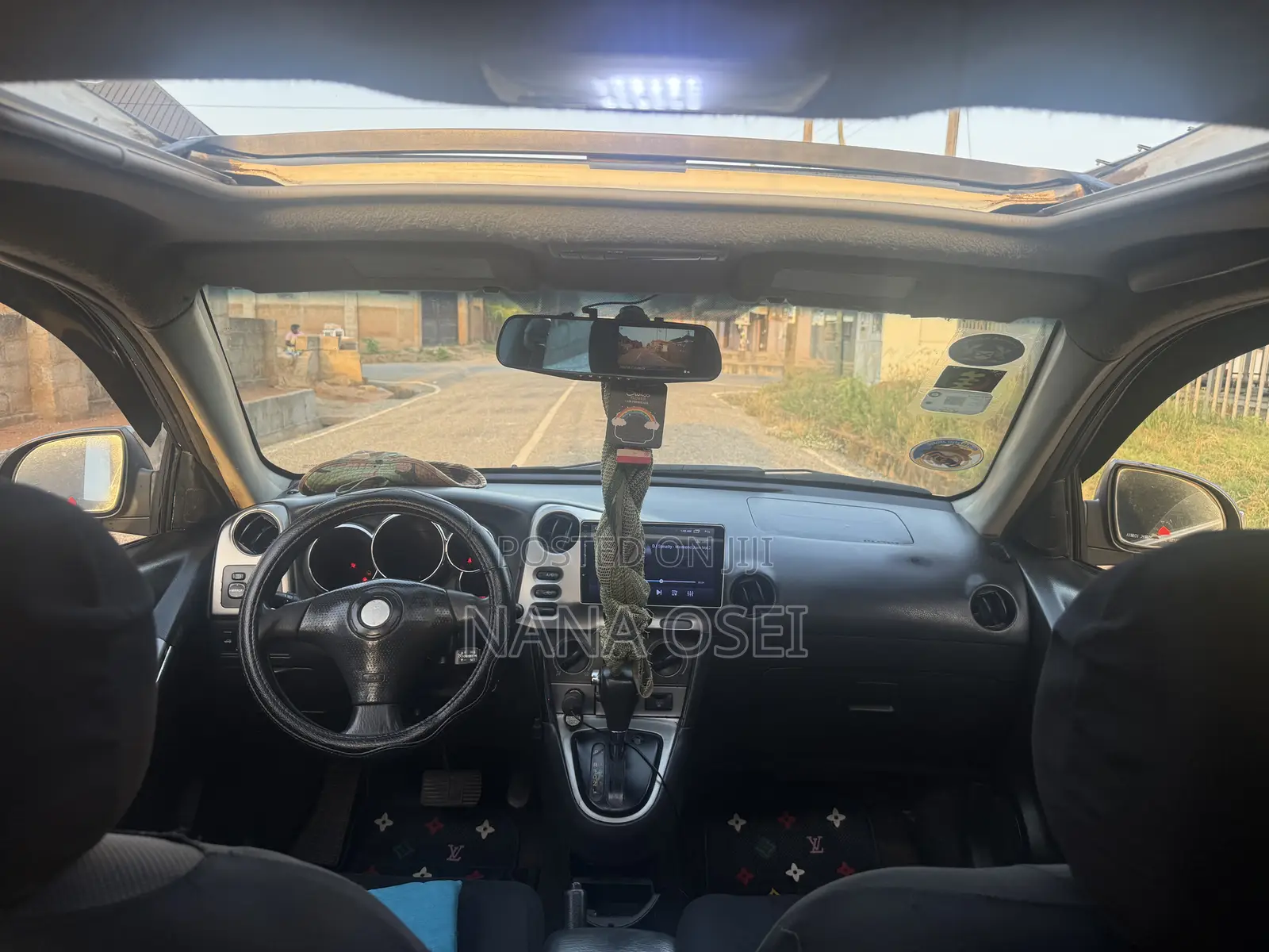 Pontiac Vibe Automatic 2004 Blue