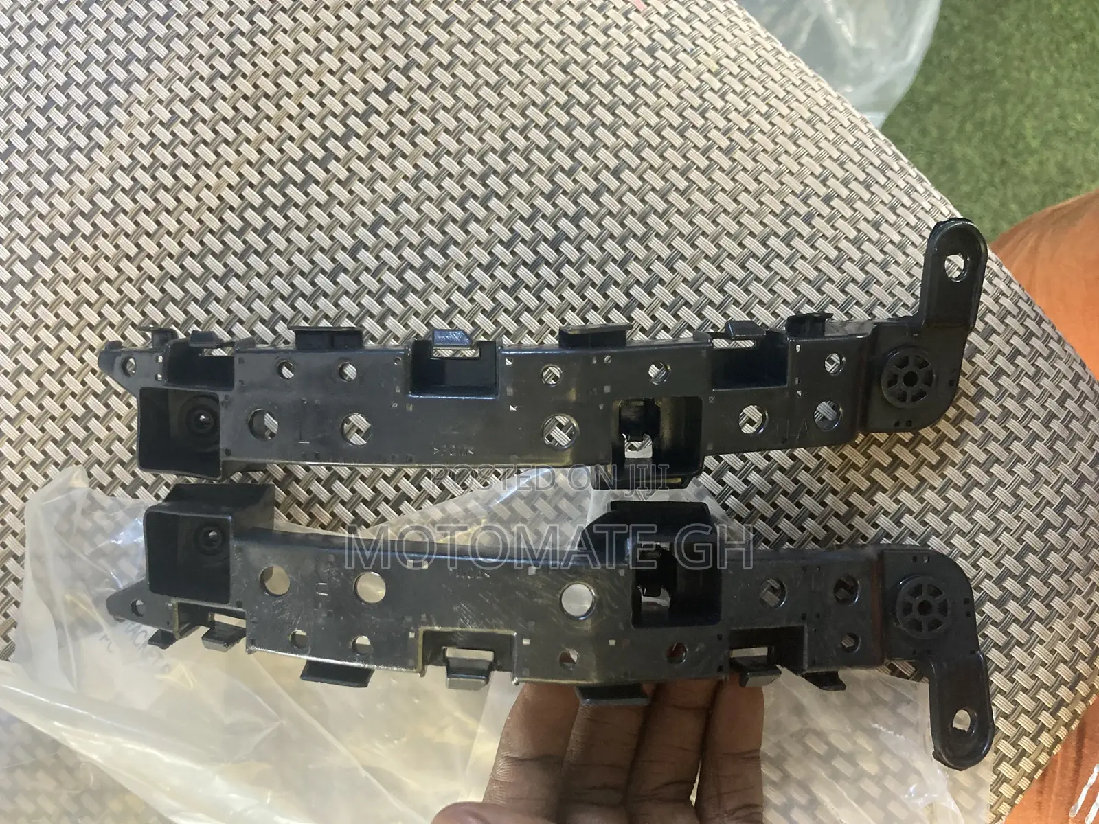 Honda CRV 2017,2018,2019,2020,2021 Bumper/ Fender Locker Pair