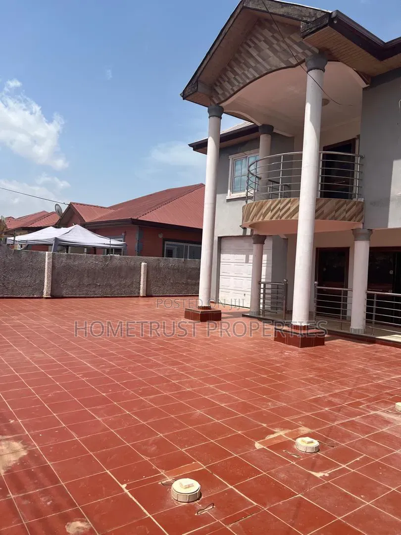 5bdrm Duplex in Achimota Ofankor for rent