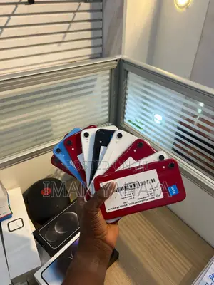 Apple iPhone XR 128 GB Red