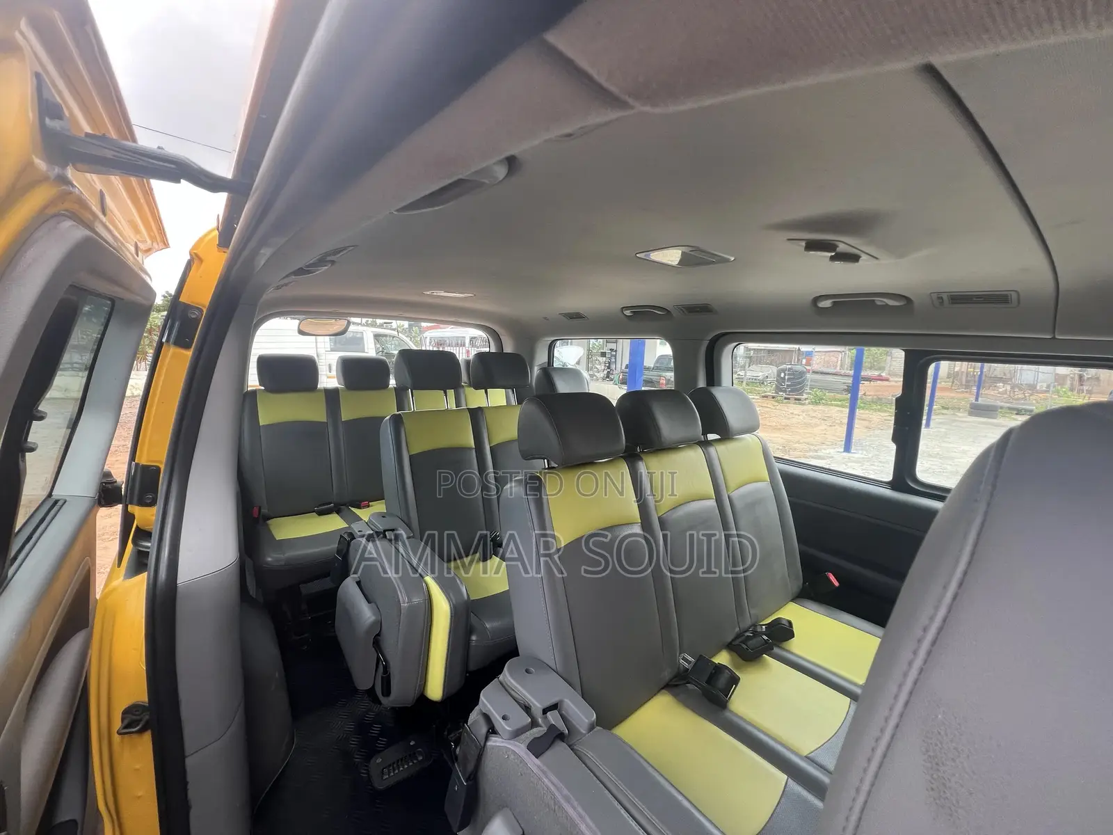 Hyundai Starex 2017 Yellow