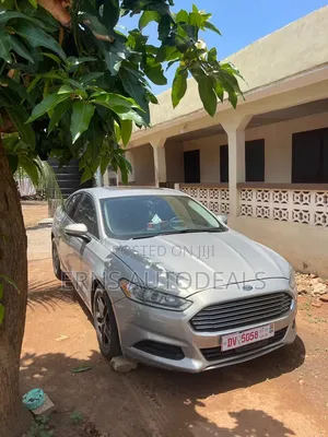Ford Fusion 2013 Beige