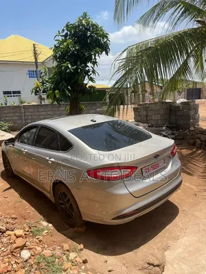 Ford Fusion 2013 Beige