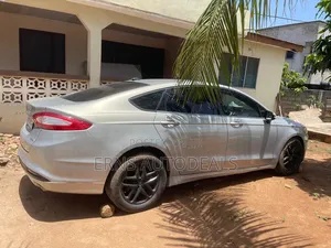 Ford Fusion 2013 Beige