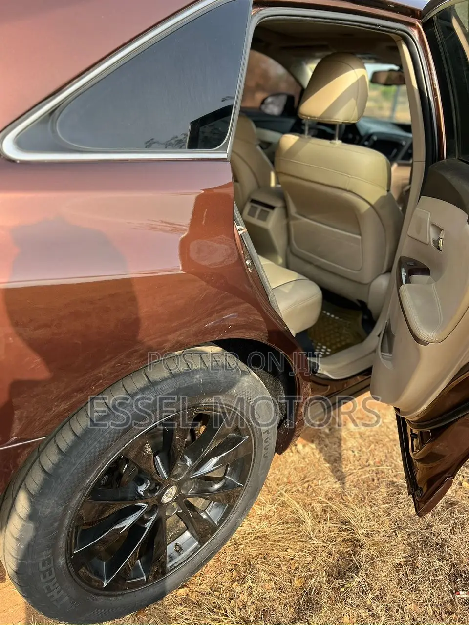 Toyota Venza AWD 2012 Brown