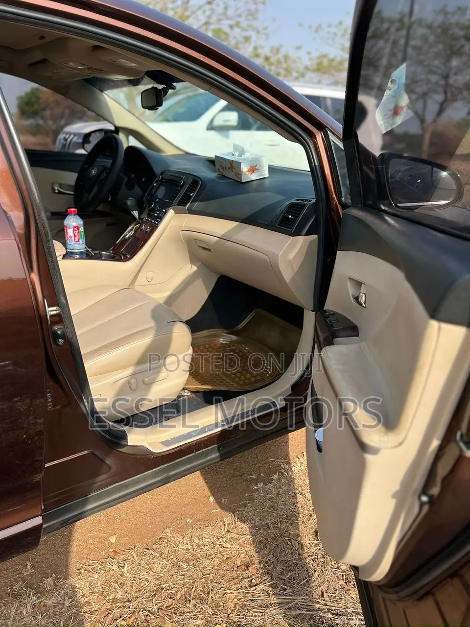 Toyota Venza AWD 2012 Brown