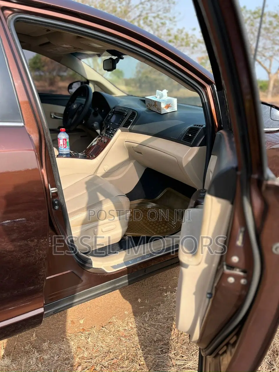 Toyota Venza AWD 2012 Brown