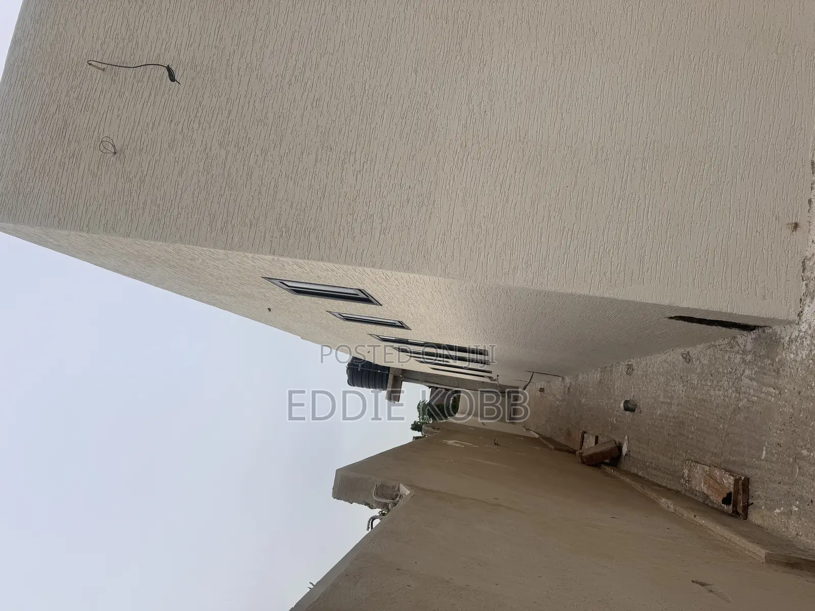3bdrm Mansion in Eddiekobbs Agency, Kumasi Metropolitan for sale