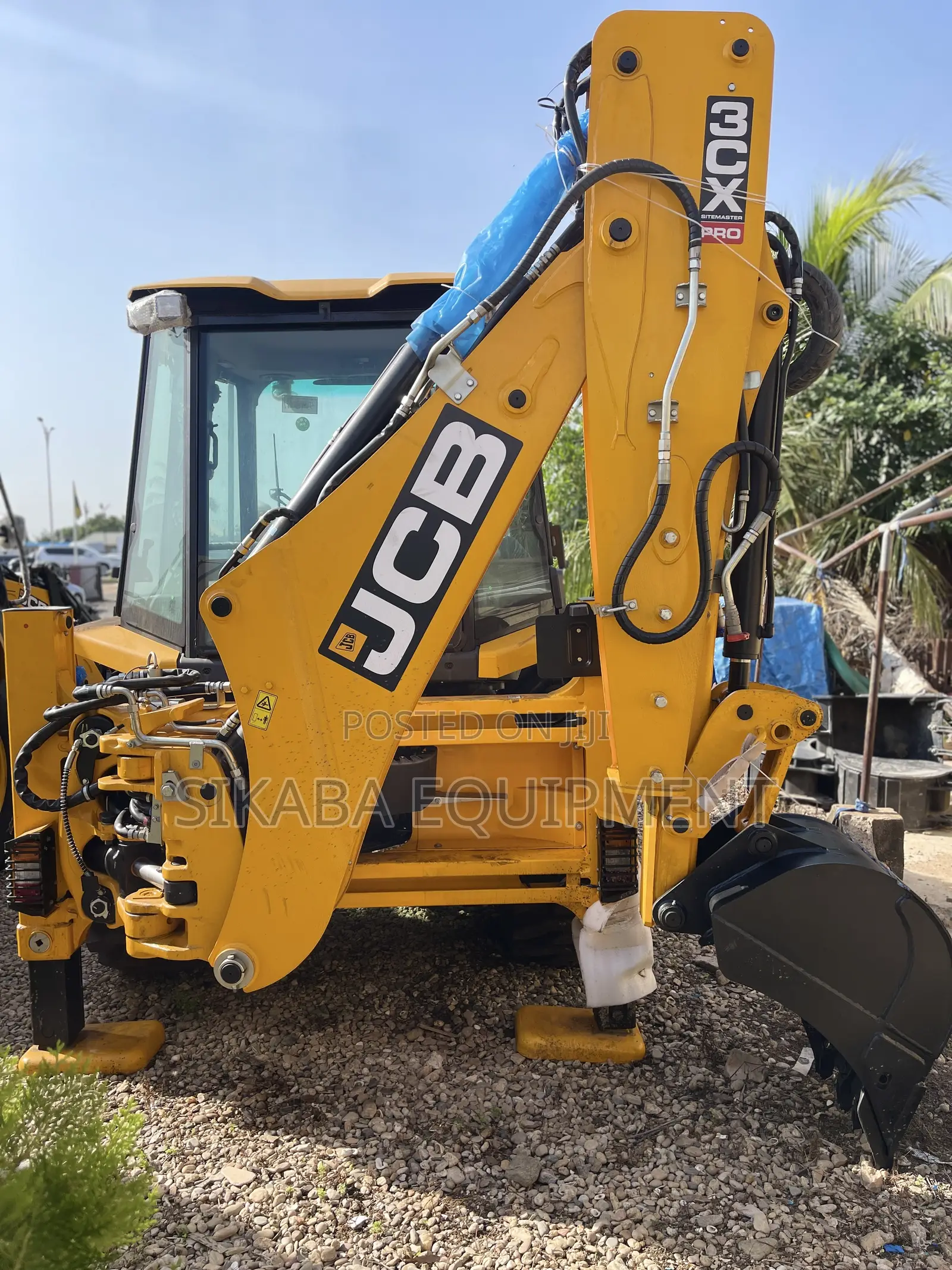 JCB 3cx Pro Backhoe Loader – 2026 Model
