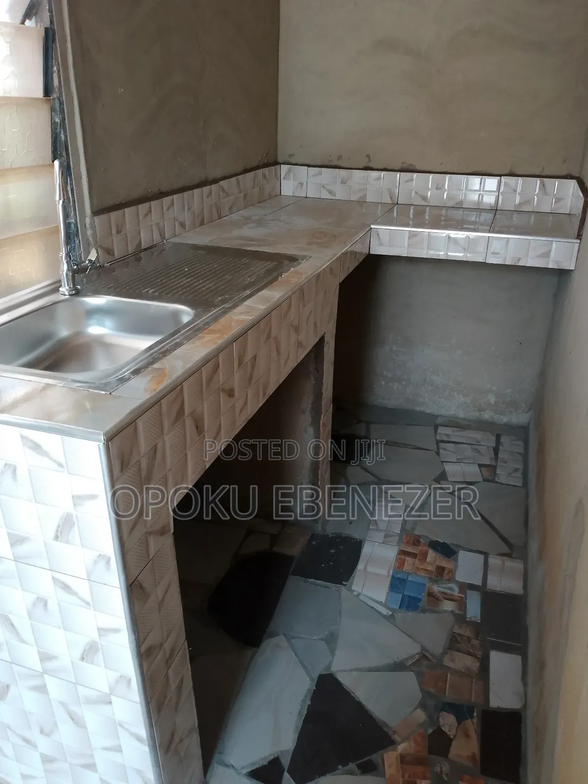 Mini Flat in Aputuogya Nkwanta, Bosomtwe for rent