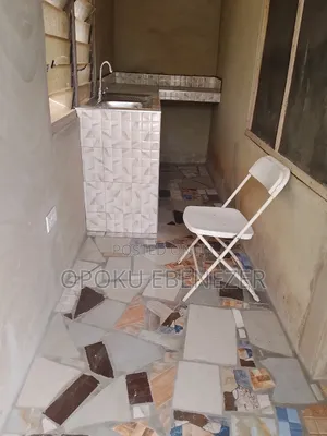 Mini Flat in Aputuogya Nkwanta, Bosomtwe for rent